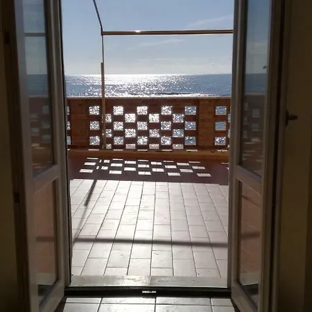 On The Sea Apartment