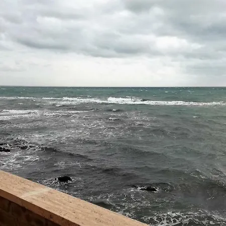 On The Sea Apartment Santa Marinella